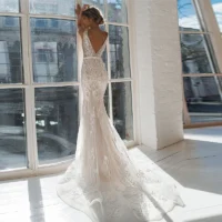 Vintage Mermaid Wedding Dress - Image 4